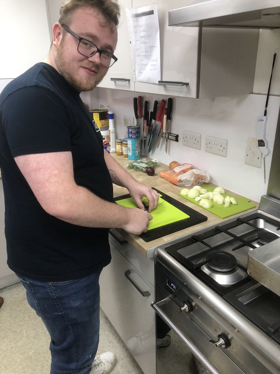 Hard at work in the kitchen @CaffynLewis #volunteering #HeWorksforAIG @AIGLifeUK