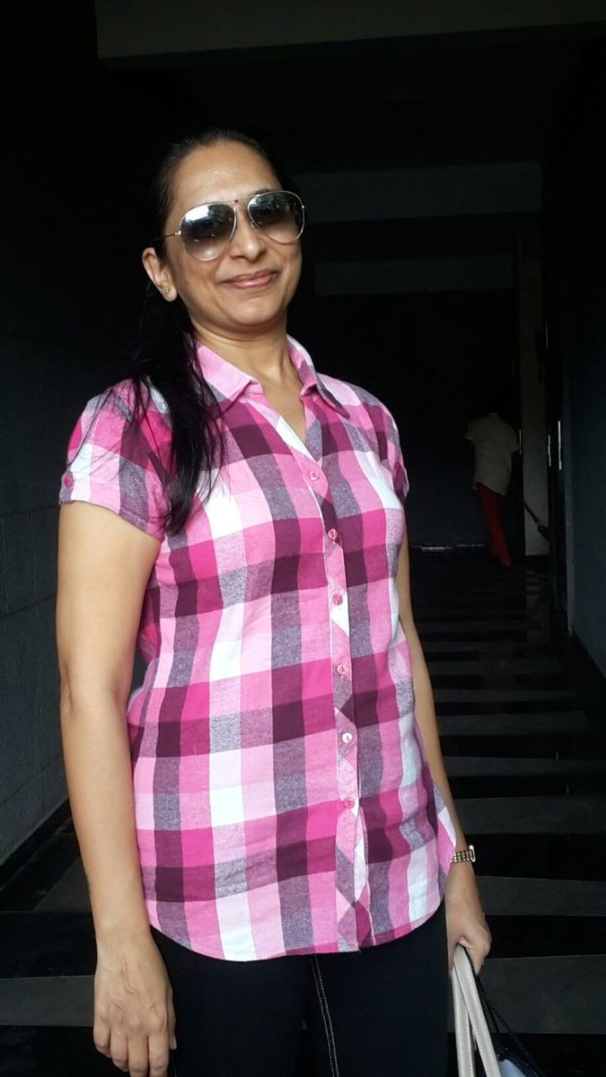 NanthiniMuthu2's tweet photo. Madurai call boy job customer https://t.co/17BHp9LUlL
