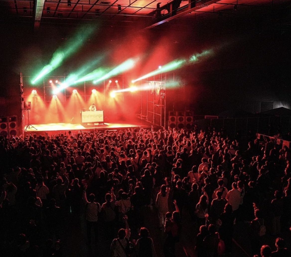 toru_sing's tweet photo. SHIRASAGI MUSIC FESTIVAL2023
最高の舞台でした👍✨
またこんな舞台に立てるよう頑張ります！
イベントに携わって頂いた全ての方ありがとうございました😊
#アクリエ姫路 #音楽フェス #EXILE #MAKIDAI #3jsb #iScream https://t.co/mTjWKjFWwg