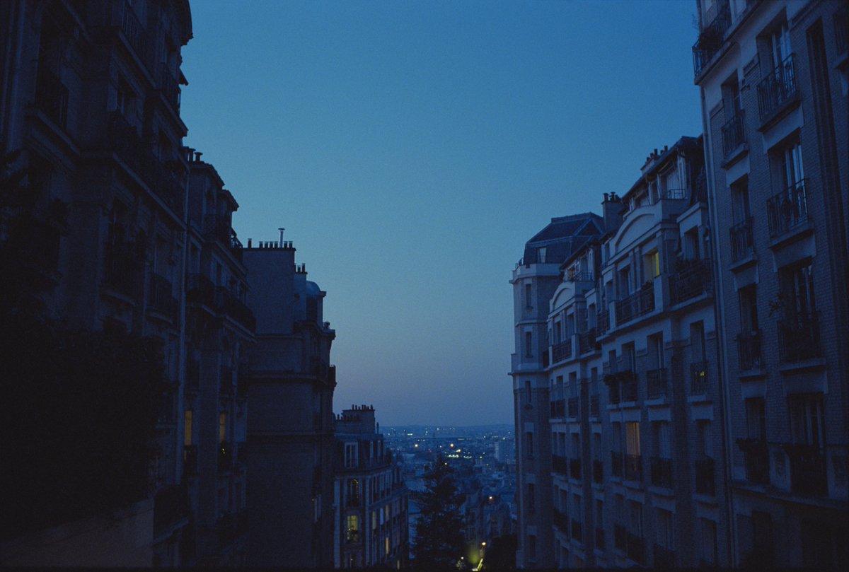 lightistic's tweet photo. blue hour on 35mm https://t.co/UiQ2ZAWcWh