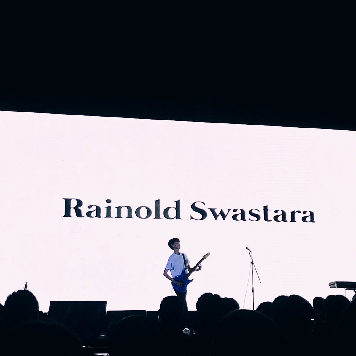 swastarainold's tweet photo. #NewProfilePic + some of my best manggung experience for now

P.S. after movie footage is on progress😠🤝🏻 https://t.co/mIMsbGasRf