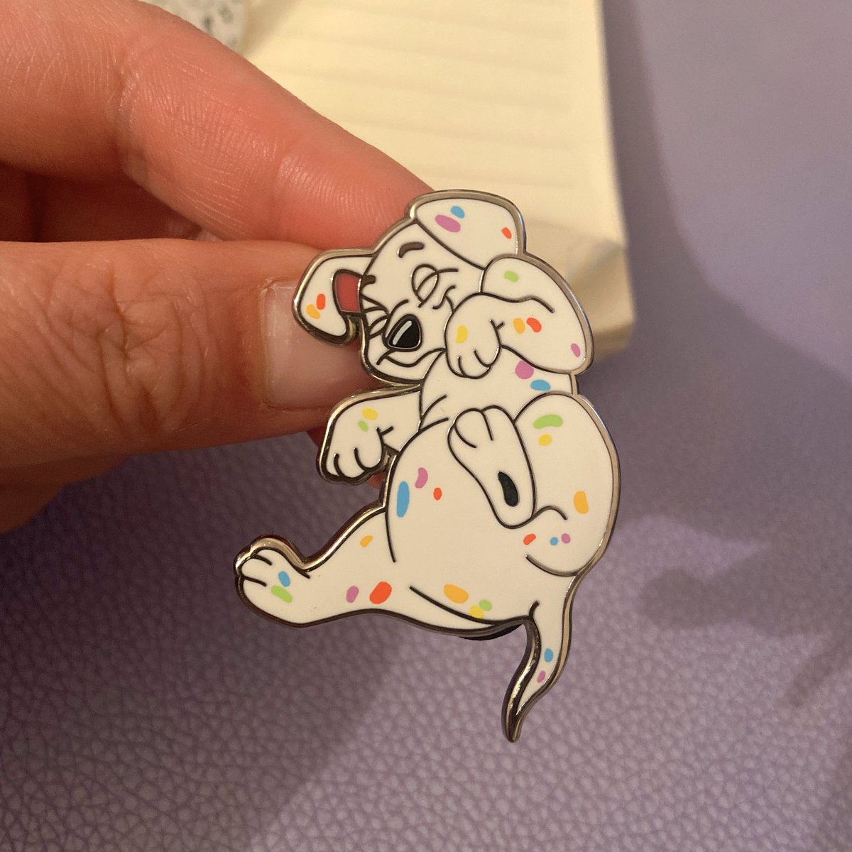 LapelpinManu's tweet photo. Adorable puppy pins with colors printing
(Just for reference)

#hardenamel #enamelpin #metalpin #puppypin #goldpin #pinmanufacture #hardenamelpin #animepin #adorablepin https://t.co/th9awpZRZd