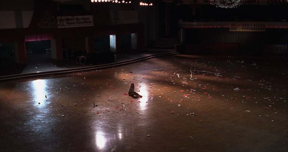 isleofmovies's tweet photo. Almost Famous (2000) https://t.co/pRUhhiw1rH