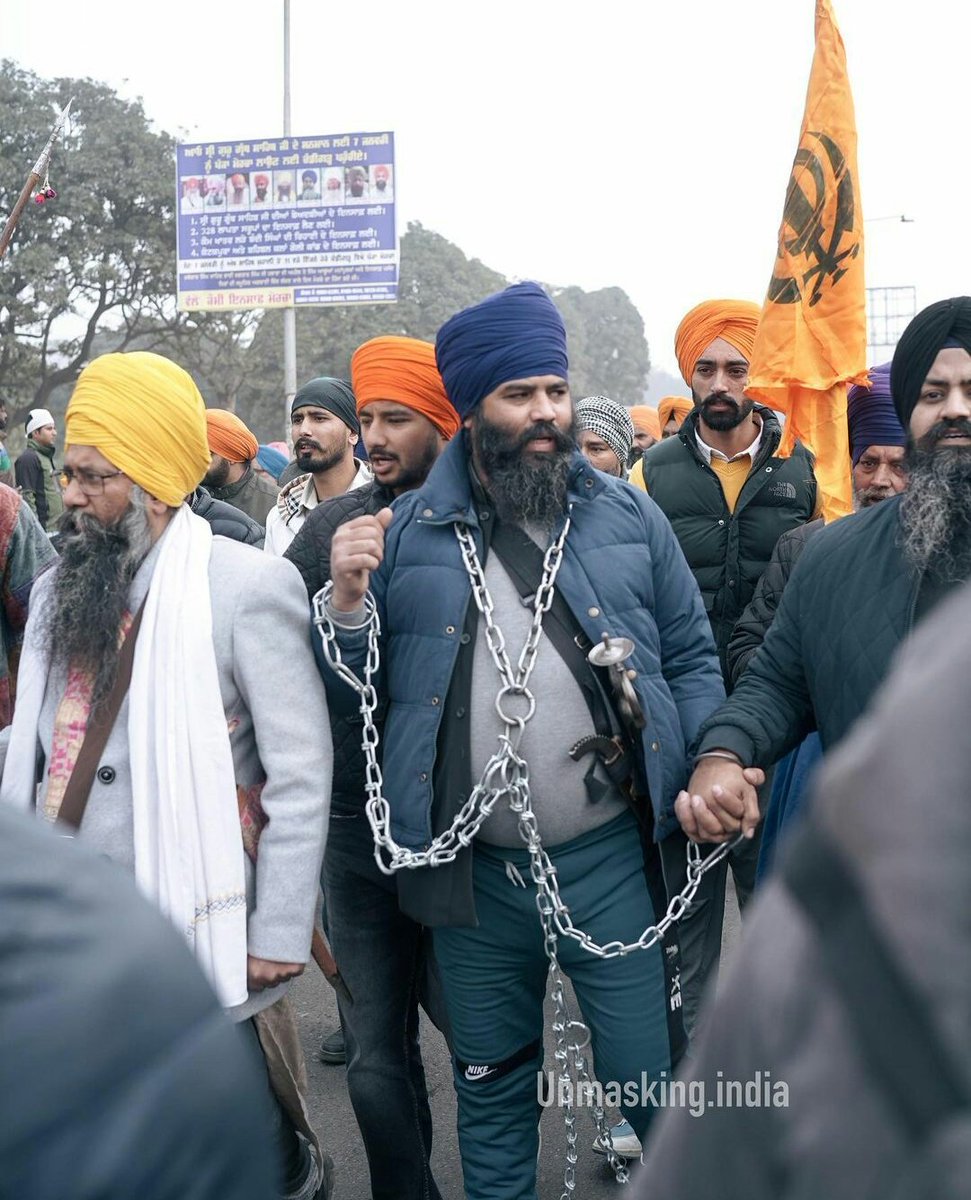 Gurdeepkaur1313's tweet photo. ਆਓ ਸਾਰੇ ਬੰਦੀ ਸਿੰਘਾਂ ਦੀ ਰਿਹਾਈ ਲਈ ਇਕੱਠੇ ਹੋਈਏ ਅਵਾਜ ਬੁਲੰਦ ਕਰੀਏ
#release_bandi_singhs
#FreeSikhPoliticalPrisoners
#FreeSikhPrisoners
#ਬੰਦੀਸਿੰਘਾਂਨੂੰਰਿਹਾਕਰੋ https://t.co/OOIHwBsj1Y