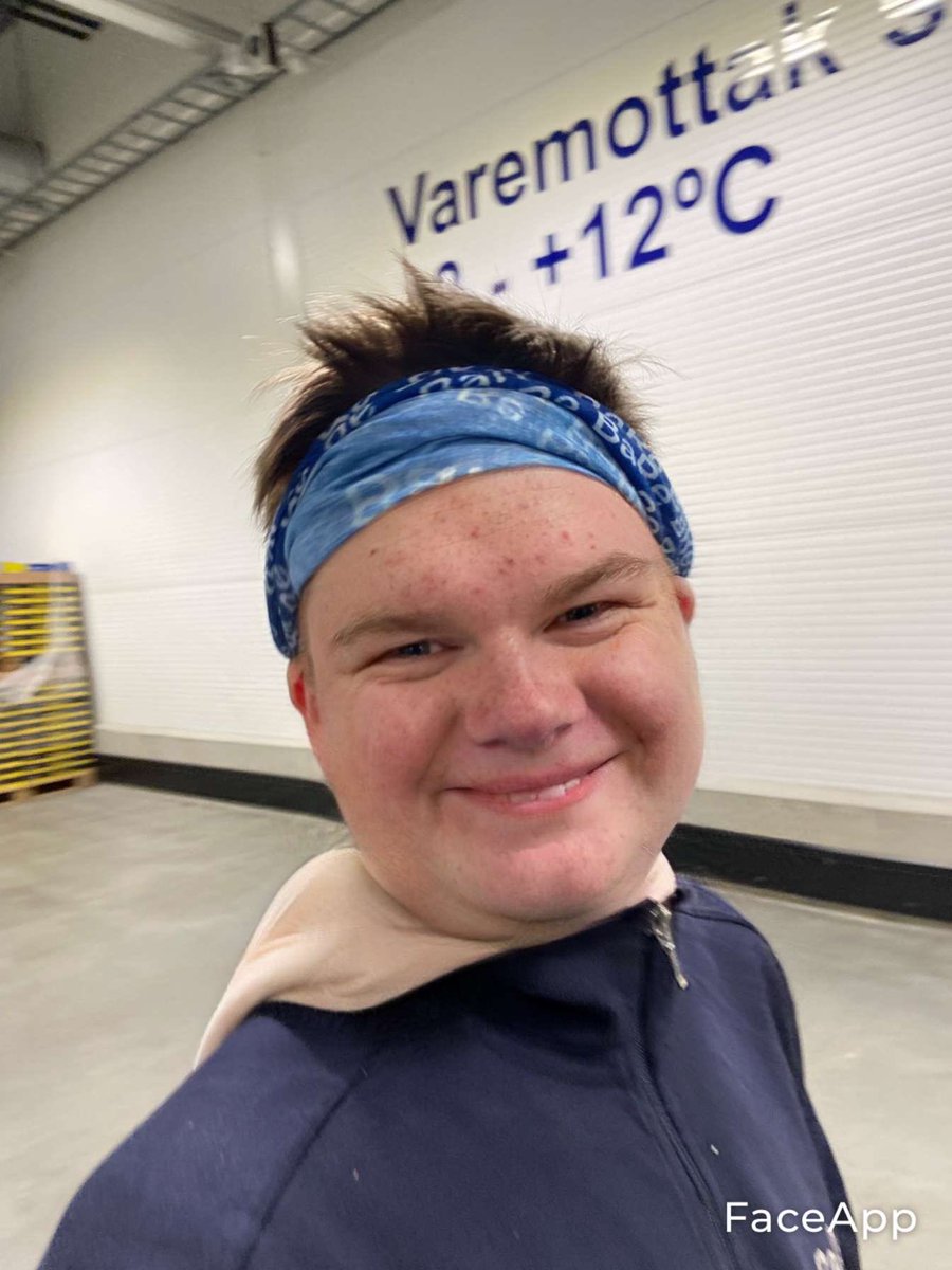 Sander_kruhaug's tweet photo. This is a before and after picture of my fat reduction surgery!So happy with the results and transformation😁😁❤️ https://t.co/bAWCNj7sot