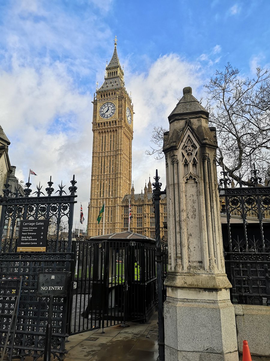 Jeremy_HLIN's tweet photo. Thrilled to be at the House of Lords for this afternoon's launch of the #APPG on #Housing & #Care for #OlderPeople Inquiry report on #SharedOwnership for our #AgeingPopulation #SOHAPPI #OPSO by @smith_institute, supported by @Housing21. @lucyfrazermp w Lord Best & Peter Aldous MP https://t.co/c6HmMn8LIH
