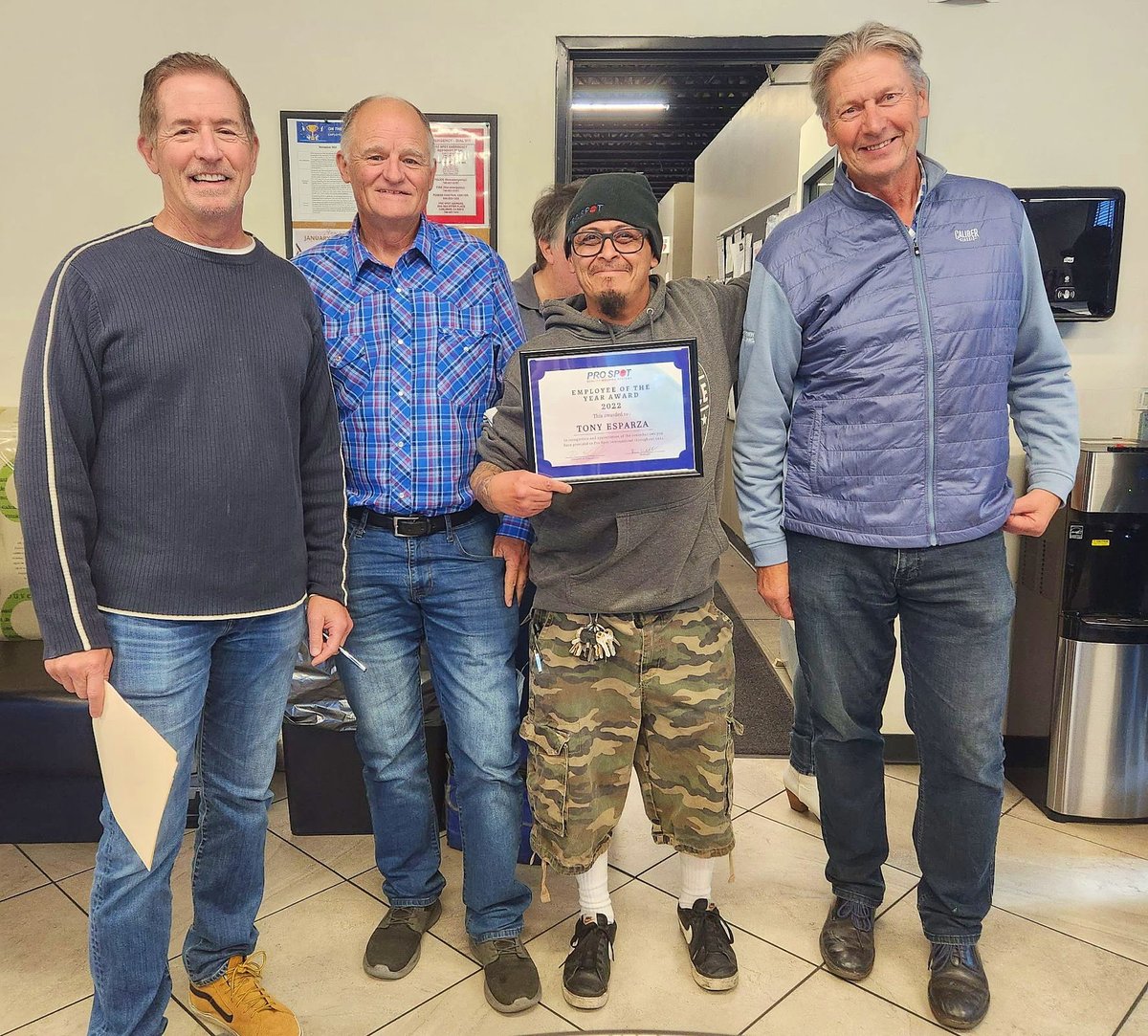 prospotwelding's tweet photo. Happy Monday! We hope everyone has a successful and productive week! Last Friday Pro Spot announced employee of the year - our irreplaceable Tony Esparza.
Congratulations Tony! Well deserved!
#employeerewards #employeeappreciation #employeeoftheyear #prospot #team https://t.co/liQteqPdnW