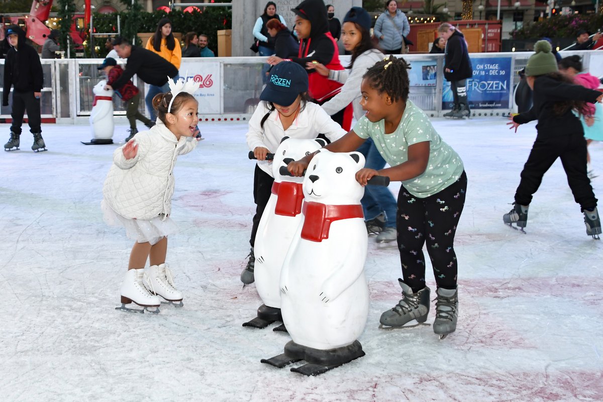 Union Square Rink tweet media