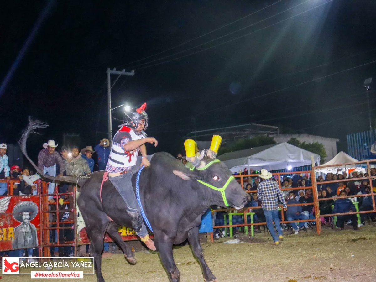 angelgarciaya's tweet image. ¡Agradezco la invitación del Ayudante Municipal de Los Reyes #Yecapixtla! 
Vivimos momentos increíbles, gracias por darse cita y celebrar juntos nuestras tradiciones. ¡Excelente Lunes amigos y amigas!
#MorelosTieneVoz #VivaMorelos #jaripeo #PorMorelos