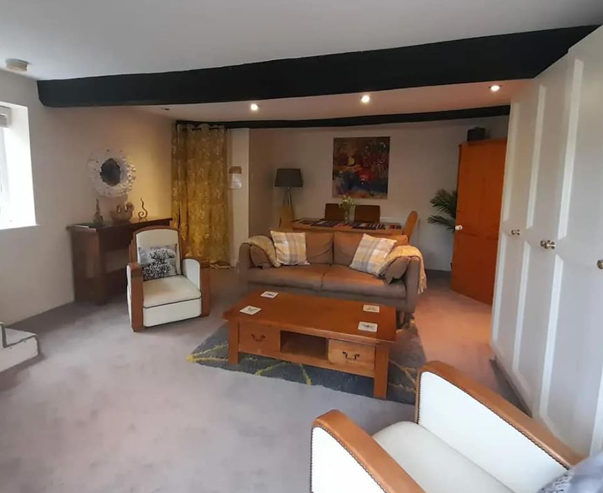 TheBBDirectory's tweet photo. Harmony House is a magnificent 17th Century property brimming with character, offering accommodation in 3 individually styled en suite rooms. Book your stay today.
https://t.co/K37L0YikFn 
#Accommodation #EnSuite #Relax #AdultOnly #FullEnglish #Stillingfleet #York #NorthYorkshire https://t.co/ztZ5JShdjp