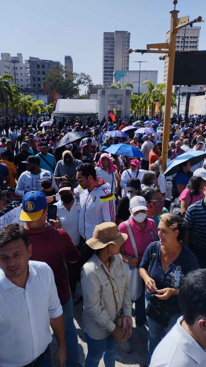 #Noticias Universitarios exigieron incremento de salarios y cumplimiento de la Contratación Colectiva || Masiva asistencia de gremios, trabajadores y autoridades

instagram.com/p/Cne4E52OAbB/…