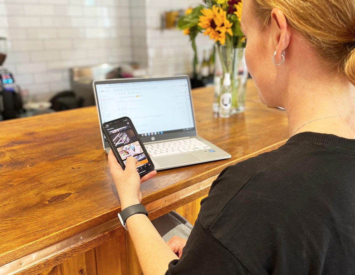 WorkersLeague's tweet photo. โจTWL REFERRAL SCHEMEโจ
Know a start-up, SME or entrepreneurial outfit looking for work space? Send โem our way.
Weโll send you a gift to say thank you! ๐
#referralscheme #coworking #coworkinglondon #coworkingwhitstable #london #digitalnomad #sharedoffice #cowork #coworkers https://t.co/sQzPSNiPCj