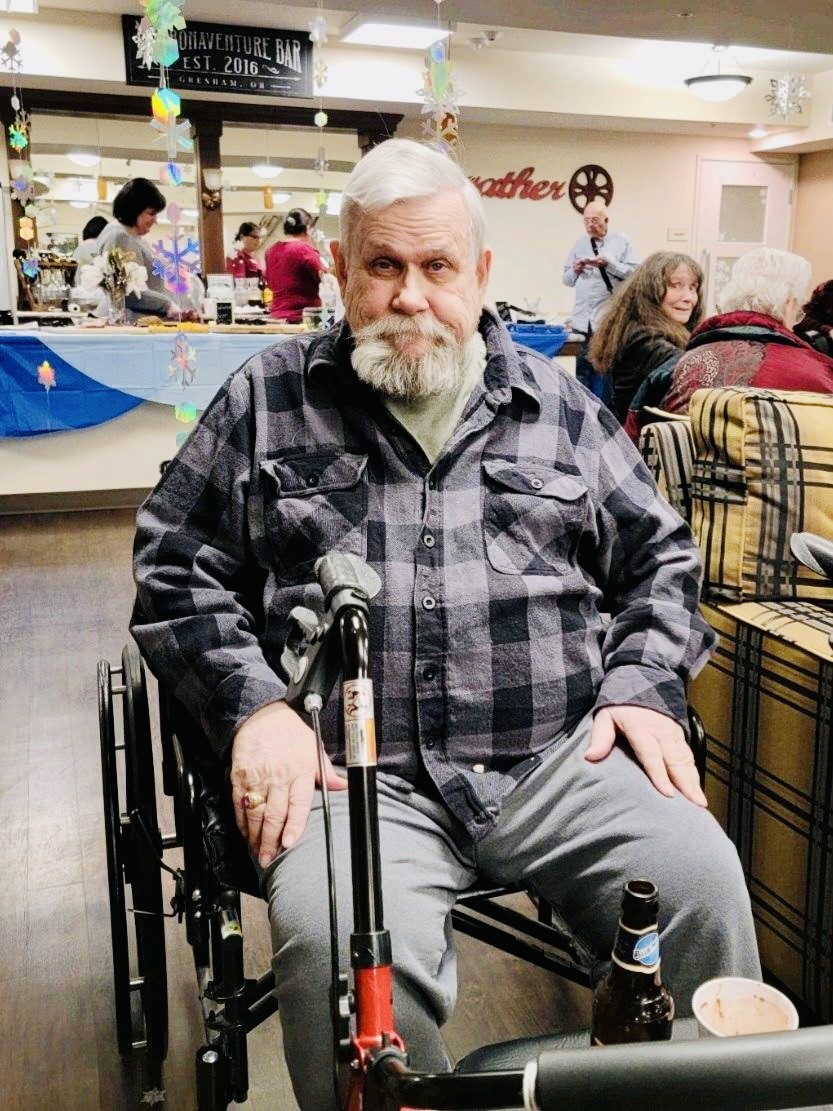 livebonaventure's tweet photo. Residents had a blast at their Winter Wonderland Party.

#retirementperfected #senior #seniors #party #fun https://t.co/nxOAhaYQhU