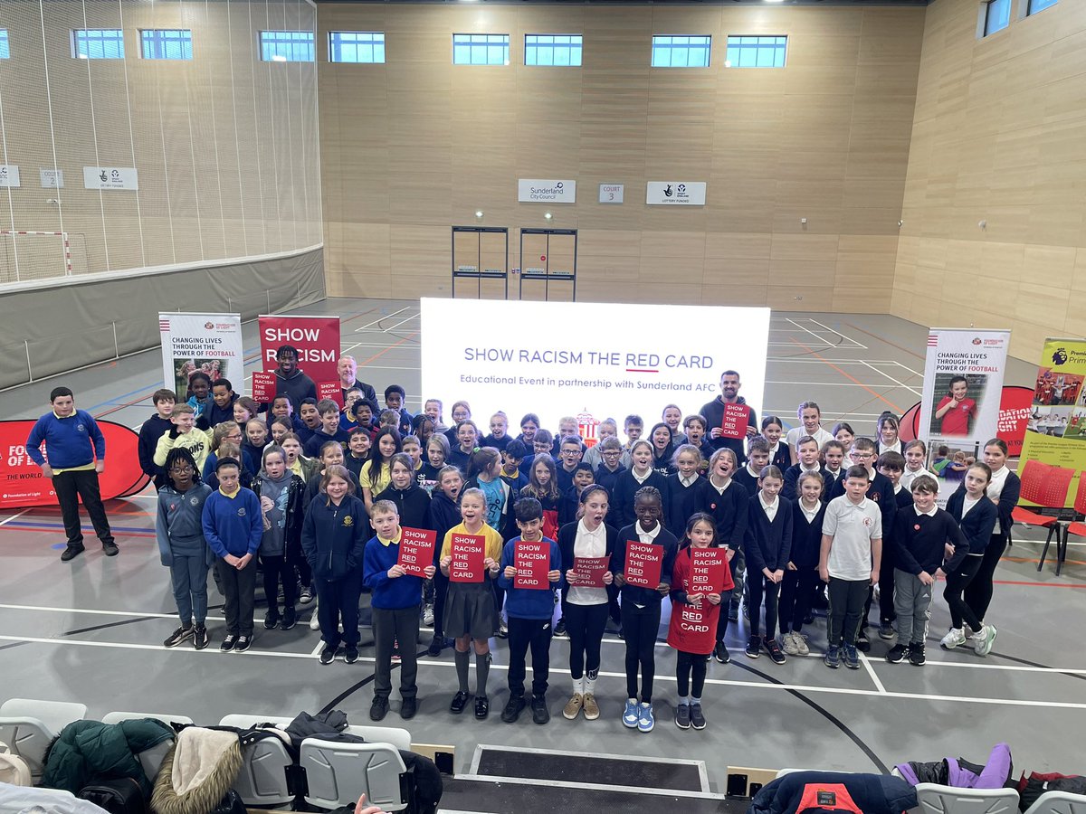 SRTRC_England's tweet photo. Thank you @SunderlandAFC legends @benno_4  and Kevin Ball for joining the panel. And also to first team players @baileywright92 and @AjiAlese for joining us today. Special thank you to @SAFCFoL for having us today 🔴⚪️
#ShowRacismtheRedCard https://t.co/HYP58UzPp6