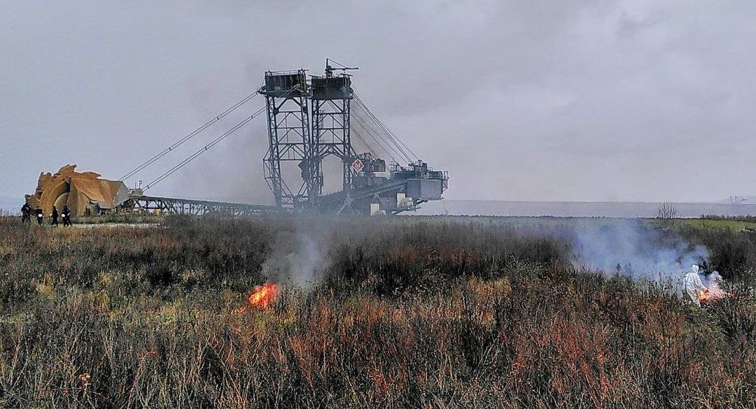 AUSTROHNGARO2's tweet photo. “El #lignito, provoca las mayores emisiones de #CO2 por tonelada cuando se quema, un tercio más que la #hulla y tres veces más que el gas natural. https://t.co/id5vKuiDfQ