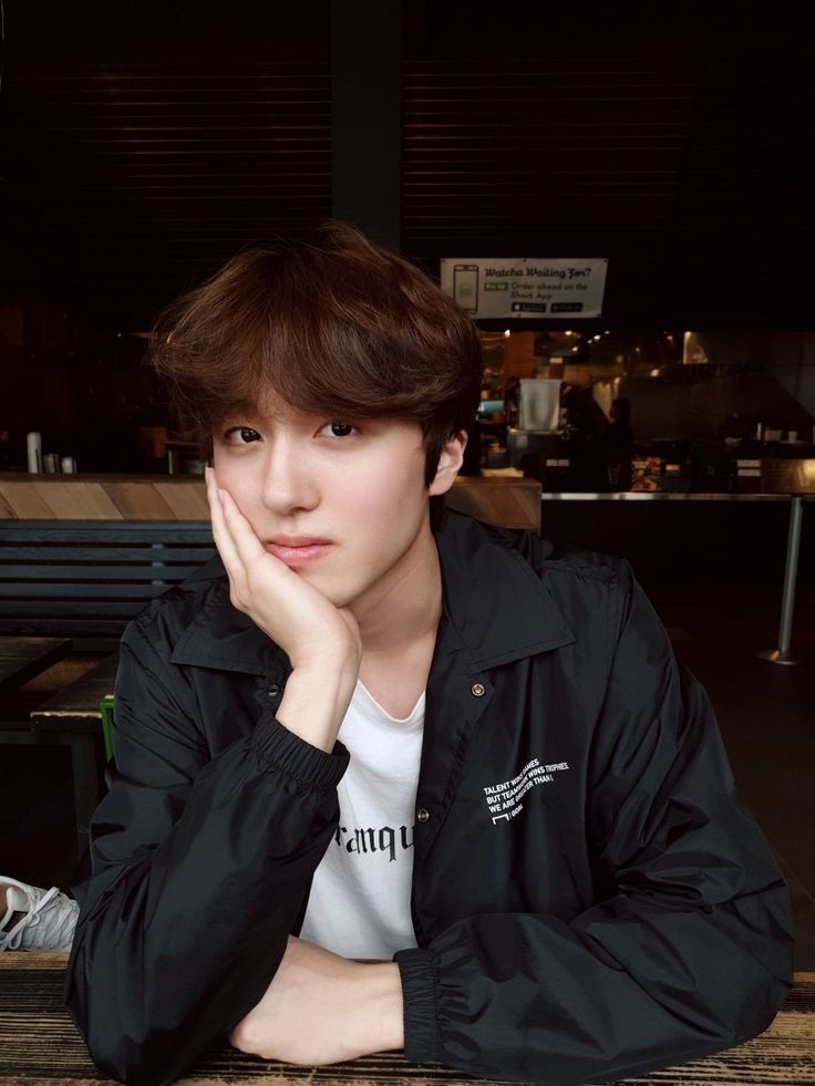 Cahanim de chanim 💙💙
Doğum günün kutlu olsun nice Sf9'lı ve Fantasy'li yıllarraaaa 🥺🤍🤍
#찬희야_너를위한_겨울이야
#HAPPYCHANIDAY