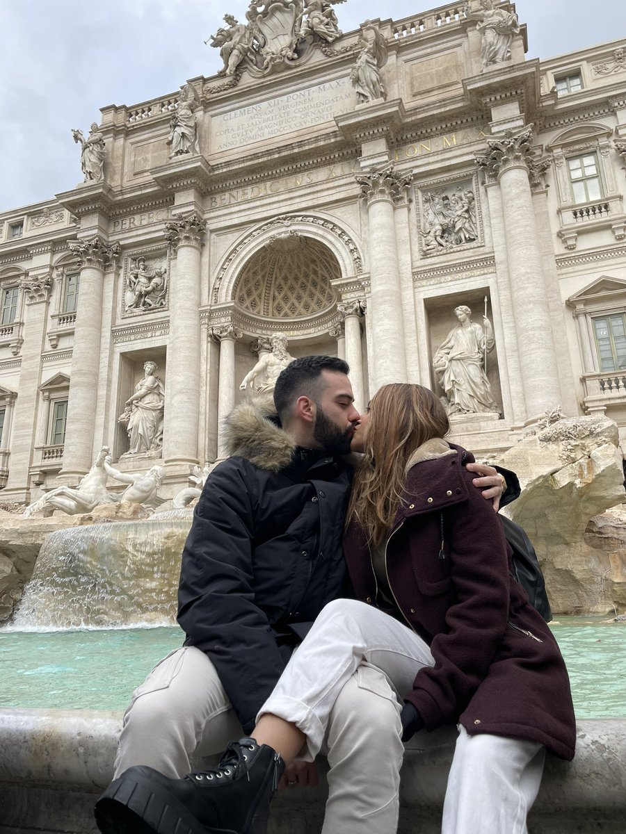 fergonzam99's tweet image. Este fin de semana ha sido todo lo que podría haber soñado y más.

No solo he celebrado mi cumpleaños al lado de la mujer y el amor de mi vida en una de las ciudades más bonitas del mundo, también he celebrado nuestro amor y la vida a su lado.

Los recuerdos son inolvidables ❤️