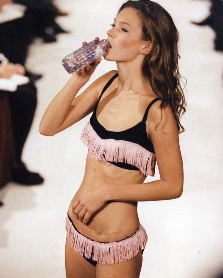 Happy birthday kate moss ! 