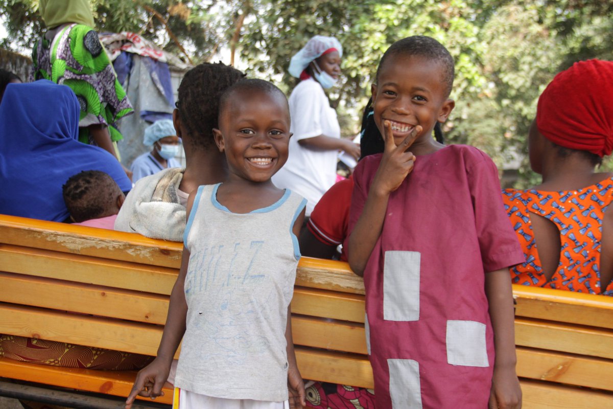 Evelyn_Etti's tweet photo. I had the upmost pleasure to visit Gbessia Health Center in Guinea where @WFP supports with food for mother and children. Cooking of nutritious community products are led by women who are motivated to serve. 

@WFP_WAfrica 
#ZeroHunger #CommunityKitchen #Guinea https://t.co/CiMSGPqzJq