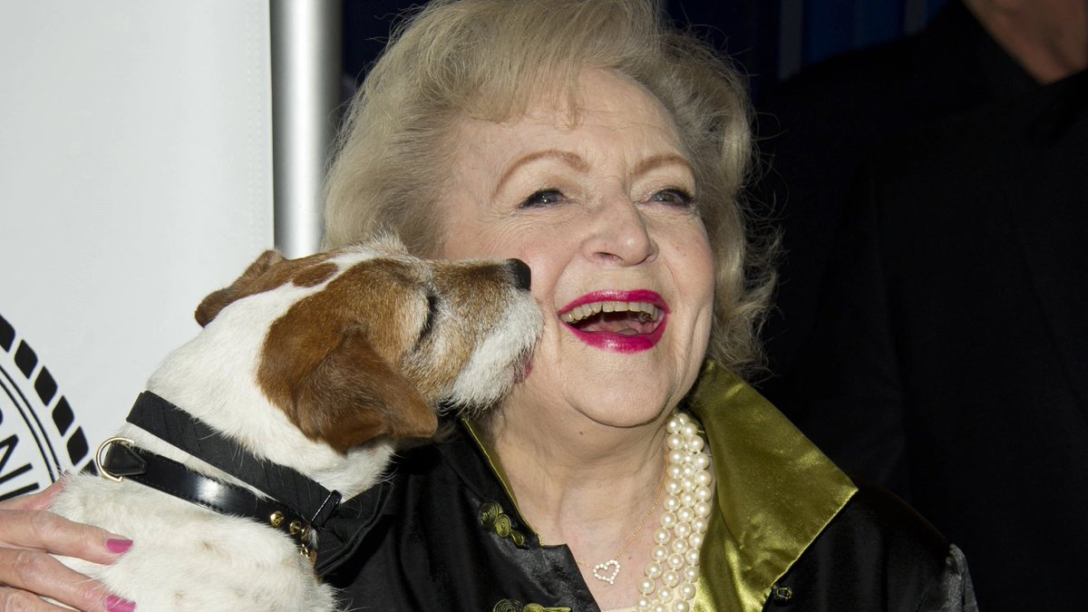 Save the date: 1/17, the #BettyWhiteChallenge! The beloved TV star worked to help animals all her life, & last year animal shelters worldwide raised over $12 million in her memory.  Celebrate what would have been her 101st birthday - donate $5 to an animal shelter of your choice!