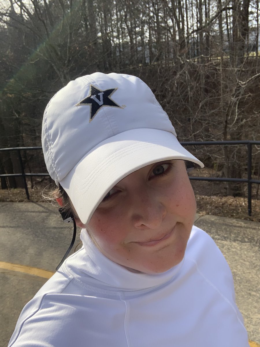 Jessbdale's tweet photo. 18 long miles. Not my best, not my worst. A time on a significant day to reflect on what I am doing for my community, my school, my students and set some new intentions. Looking forward to being together with other @FultonCoSchools leaders tomorrow! #FCSWLI23 #marathontraining https://t.co/x46ZF3wq9J
