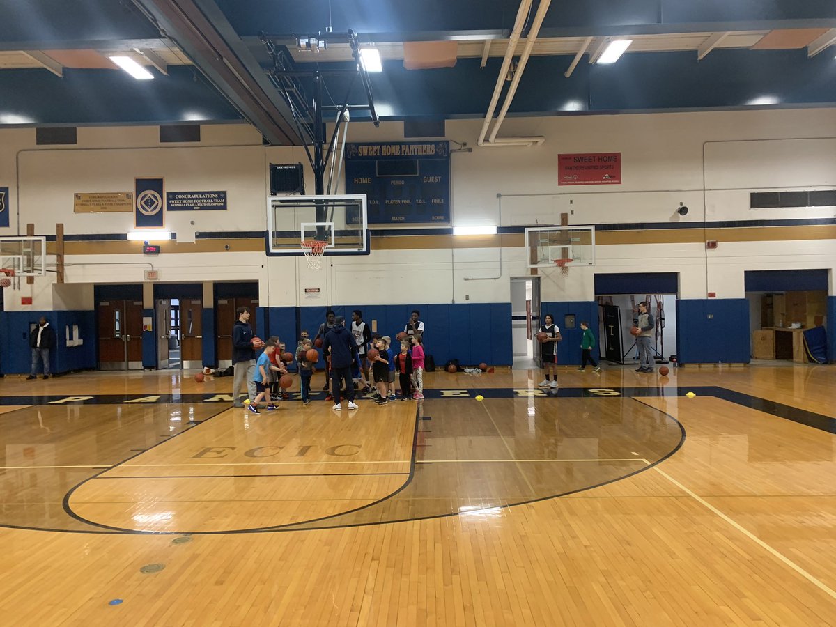 Great program day with our future Panthers. We will see them again on January 21st.  
#Family
<a href="/SHCSDAthletics/">Sweet Home Athletics</a>