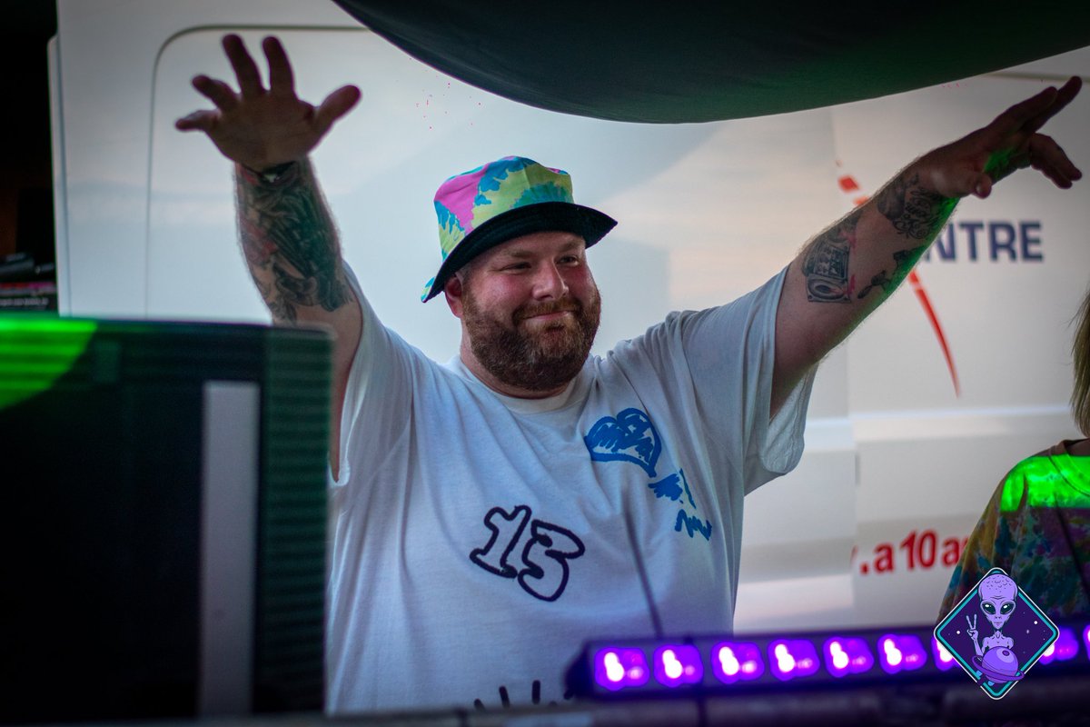 Shayde Fest 👽 (@shaydefest) on Twitter photo 🚨GIVEAWAY ALERT🚨
We’re giving one lucky winner a chance to win 2 x FREE full weekend tickets for Shayde Fest 2023.
All you have to do is:
💜Follow <a href="/ShaydeFest/">Shayde Fest 👽</a>
🏷Tag a friend
♻️Like and RT this tweet
Winner will be chosen 21/01/23
Good Luck! ♻️
shaydefest.co.uk 🚨GIVEAWAY ALERT🚨
We’re giving one lucky winner a chance to win 2 x FREE full weekend tickets for Shayde Fest 2023.
All you have to do is:
💜Follow <a href="/ShaydeFest/">Shayde Fest 👽</a>
🏷Tag a friend
♻️Like and RT this tweet
Winner will be chosen 21/01/23
Good Luck! ♻️
shaydefest.co.uk