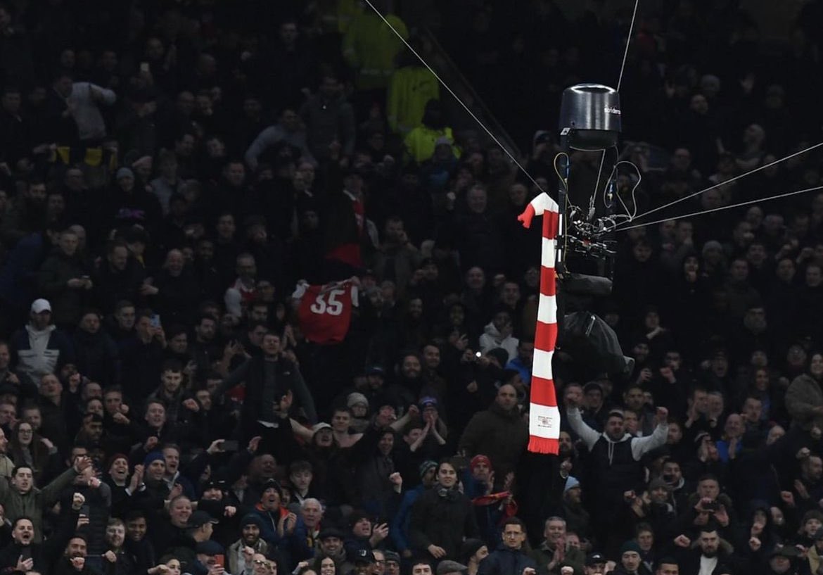 ellsbells90's tweet image. Hang it up in the Louvre #AFC