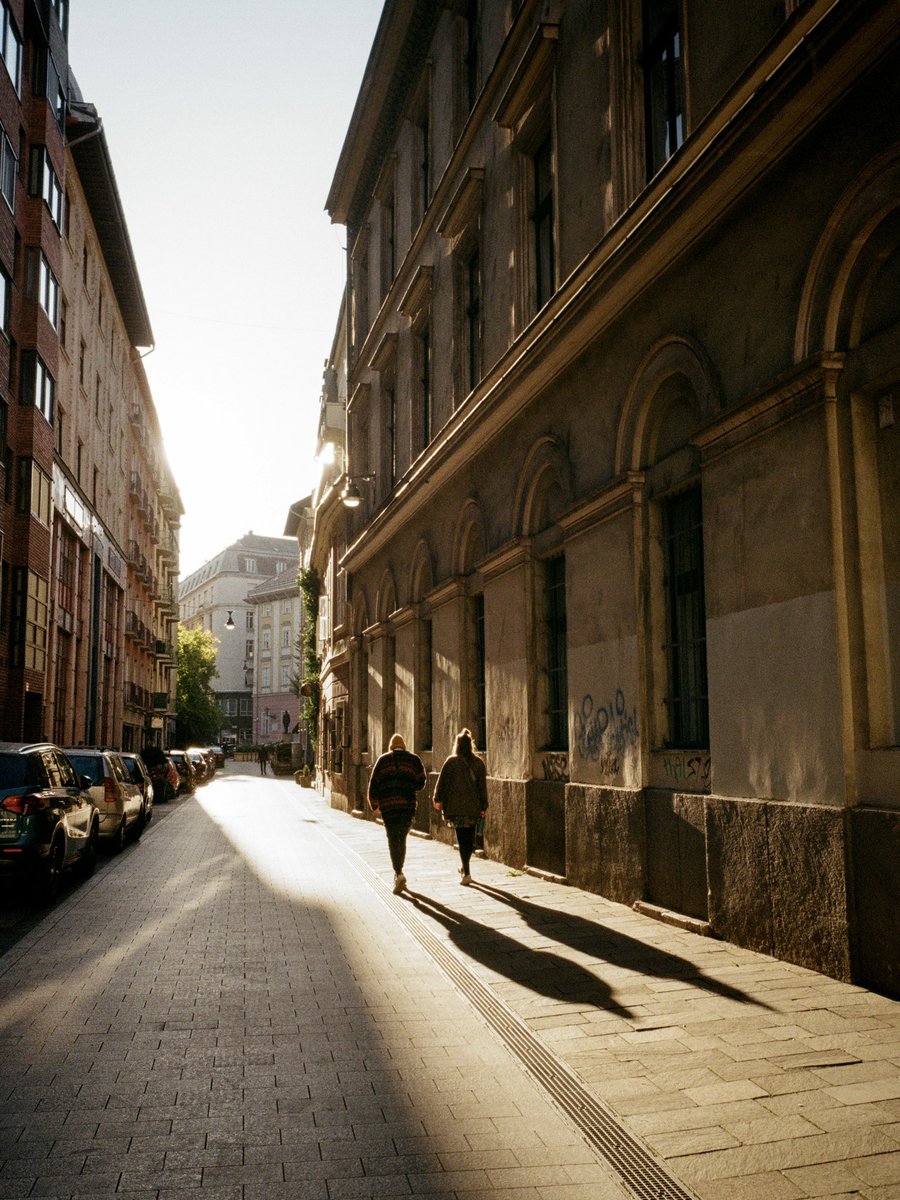 Péter Varsics tweet media