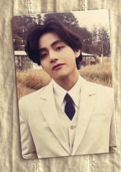 addicttobts's tweet photo. ✨ GIVEAWAY TIME ✨

2 orang pemenang masing2 dapat photocard V dan V item! Ongkir ditanggung pemenang kalo ada sisa dari gratong

Rules :
✅ RT like twit ini
✅ Follow aku dan @lovlydopiy 

End : kalo suda di ina, skrng lagi otw ngengngengg🛩 https://t.co/Vzn3gEQ00N