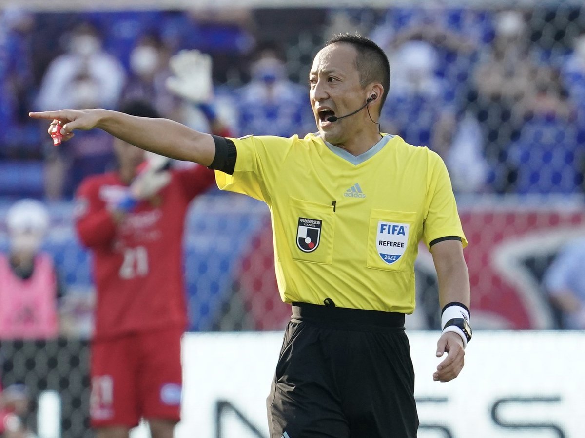 引退ニュース速報 on Twitter 