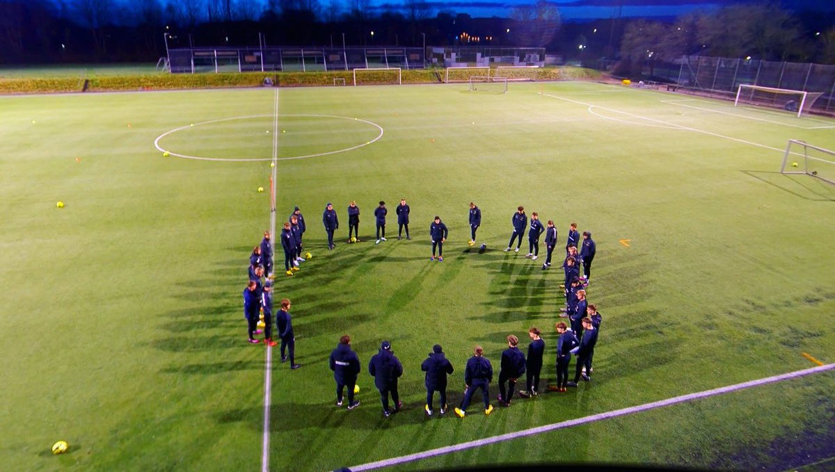alexchilescoach's tweet image. Back on the grass with @fcmidtjylland U17 &amp;amp; U19 🇩🇰

#individualdevelopment #fcmidtjylland #individualcoaching #youthdevelopment
