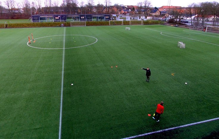 alexchilescoach's tweet image. Back on the grass with @fcmidtjylland U17 &amp;amp; U19 🇩🇰

#individualdevelopment #fcmidtjylland #individualcoaching #youthdevelopment