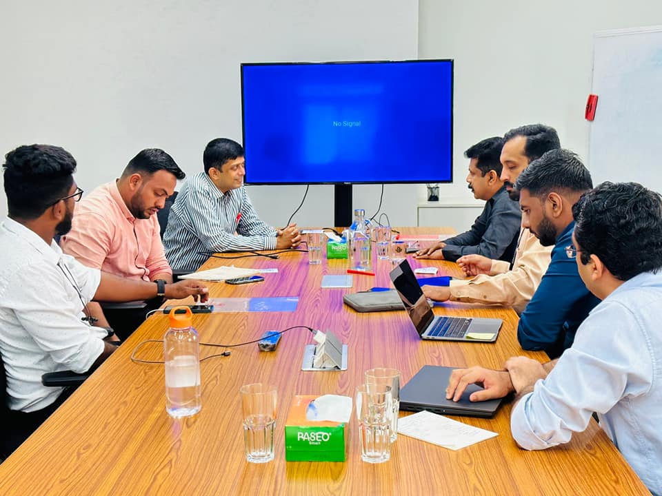 iimk_live's tweet photo. Anoop Ambika, CEO, @startup_mission , visited @iimk_live . Discussions were held with the @iimk_live   team to to plan for various initiatives and plan to support startups in Kerala. He also interacted with the startups incubated at the @iimk_live . https://t.co/CQwxosxOh6