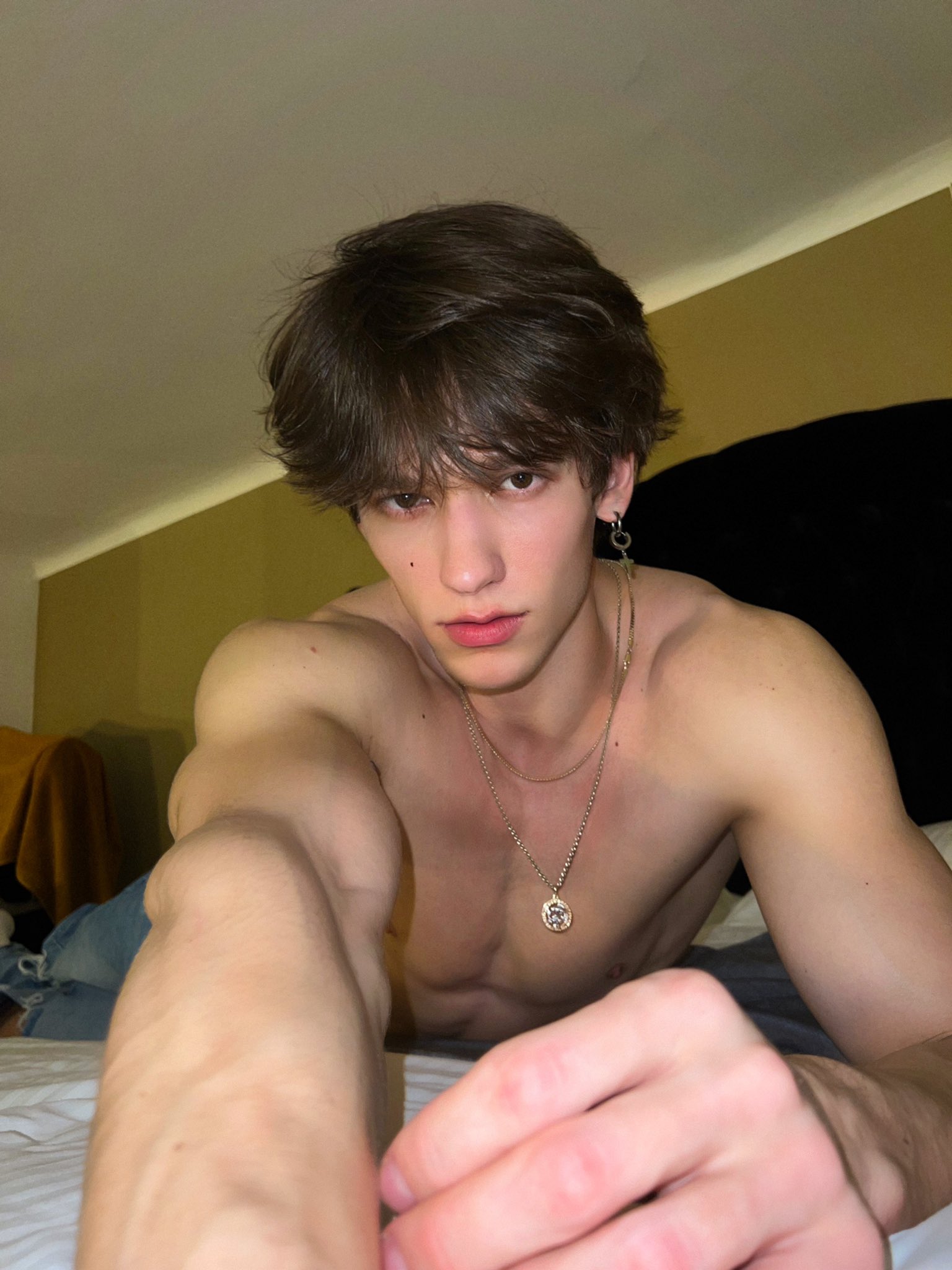 Andrii Levchenko can i tell you a secret