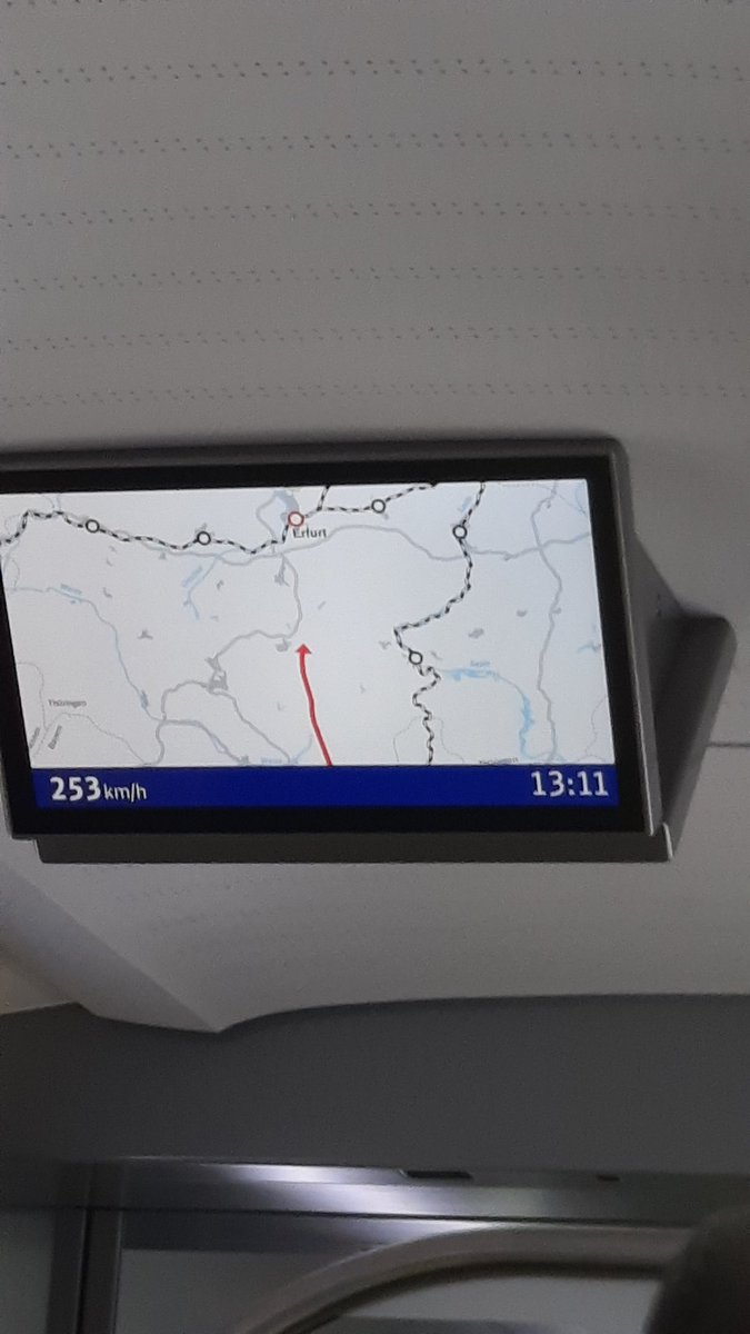 Soll ich mir sorgen machen, wenn der Zug nicht auf schienen fährt?
Also der Zug fährt aber offensichtlich nicht mehr auf schienen 🤔