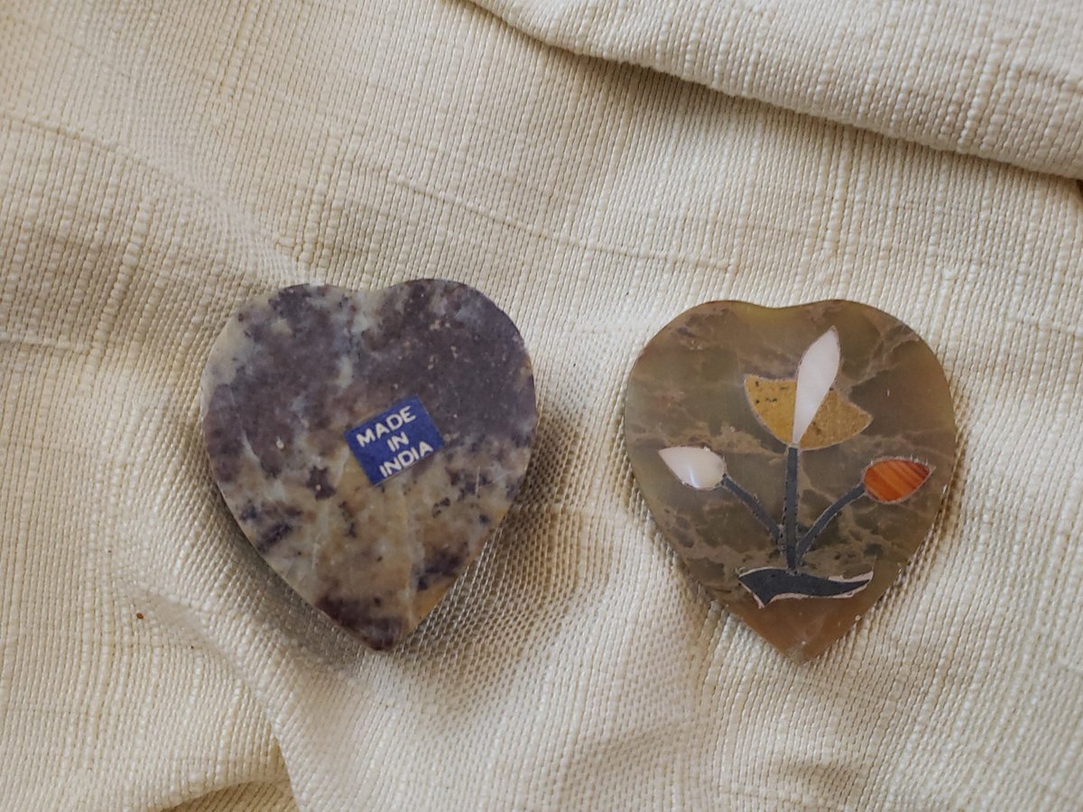 atticesoterica's tweet photo. Pair of Vintage Indian Soapstone Lidded Boxes with Inlay Floral Pattern, Heart Shape, Round Shape, Trinket Ring Box, Made in India, Dresser https://t.co/jSAOcmkuhc #AtticEsoterica #Curios #Antiques #Etsy #Vintage #Collectibles #BestOffer #RoundShape https://t.co/g8QQKmTAAo