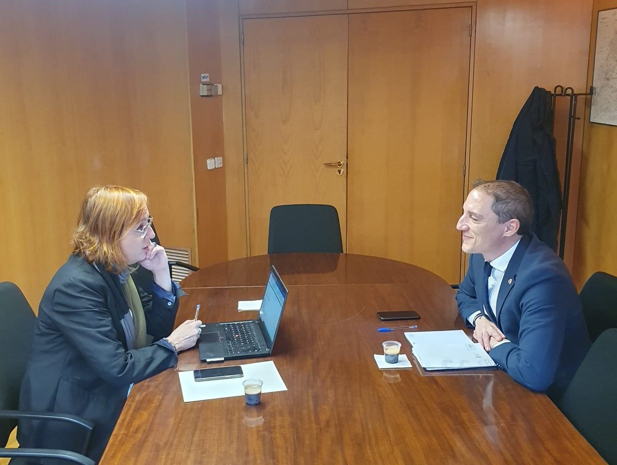 govlleida's tweet photo. Bergés i Crespín també han tractat de la necessitat de millorar el servei de #Rodalies de #Lleida i de potenciar els de l’AVANT, en la línia apuntada per l'informe de @CCOOLleida, que comparteixen les institucions de les #TerresdeLleida i el #ForumSecore. https://t.co/FEHk8ovMKw
