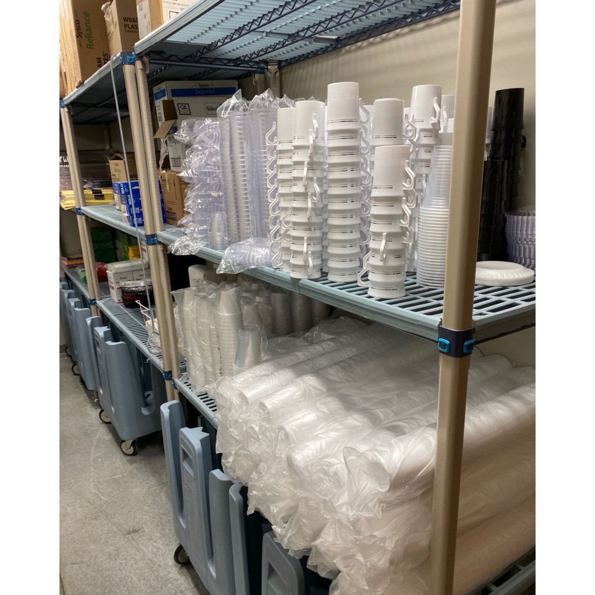 AliGroupFS's tweet photo. Utilize every inch of your storage room with shelving built to hold all your supplies and store dish dollies that fit perfectly underneath. 😍

#foodservice #dishstorage #drystorage #aligroupFS #foodserviceindustry #commercialkitchen @MetroFS https://t.co/oc6CSVmP0S