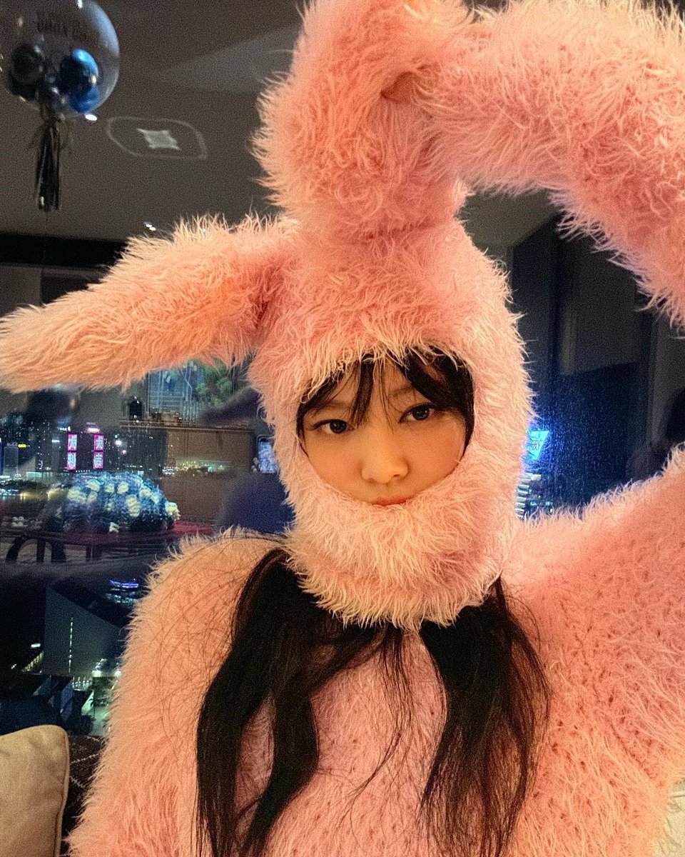kimjenniepics's tweet photo. https://t.co/PTUmONSIgd