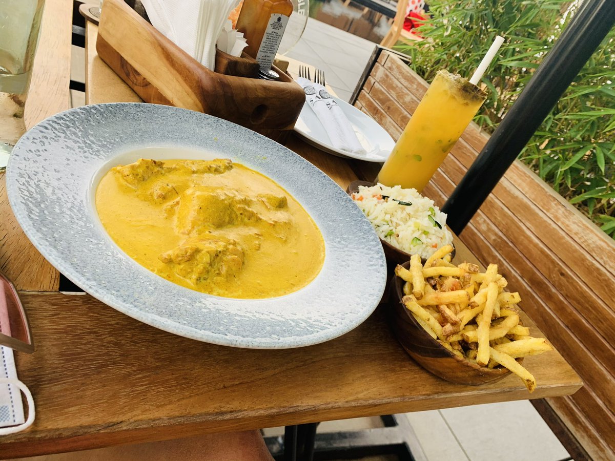 NoorHashim01's tweet photo. I’m chef @lyfuncharted 
And can provide outside catering for all your occasions 

Please help me grow. I will follow back https://t.co/Cy7na7WU36