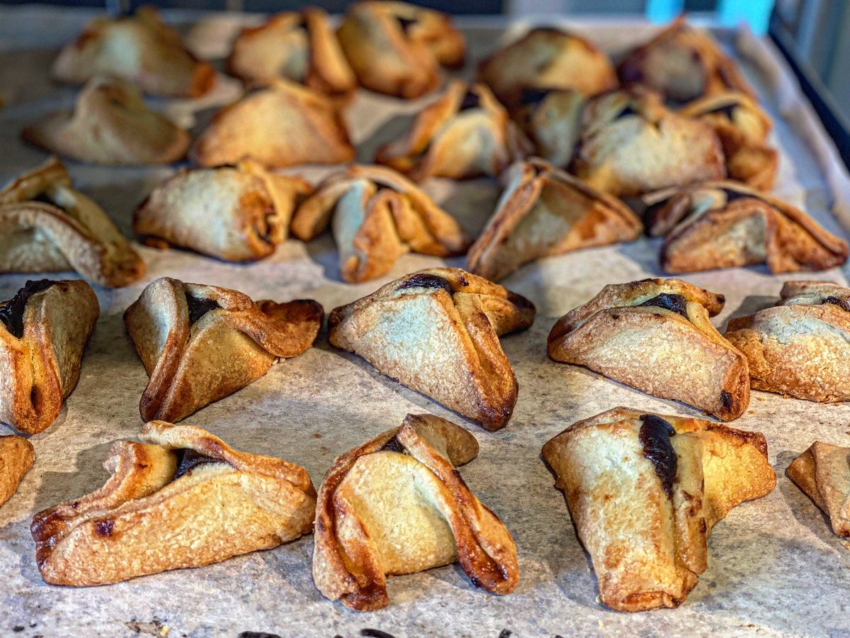 Ostrov_A's tweet photo. When you see these across bakeries in @Israel, that can only mean one thing … #PurimIsComing! https://t.co/f9OKmA2exF