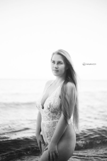 Black/white or color? ❤️ https://t.co/NLdaJJACWY<a href="/tag/curvy"class="tags"><span>#curvy</span></a><a href="/tag/onlyfans"class="tags"><span>#onlyfans</span></a><a href="/tag/sellingcontent"class="tags"><span>#sellingcontent</span></a>