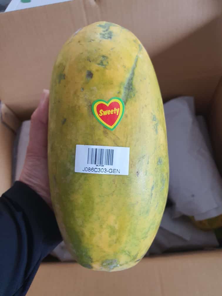 FruitDay tweet media