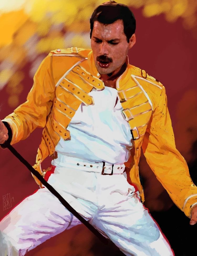 Freddie 🤍💛🤍💛🤍💛🤍💛