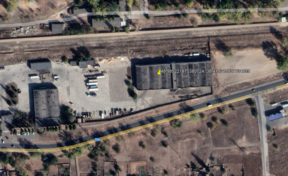 shellsandsteel's tweet photo. Rubizhne, Luhansk oblast. One of these two warehouses.

48.985221875380724, 38.419315837734835 https://t.co/lRTYsWI6JS