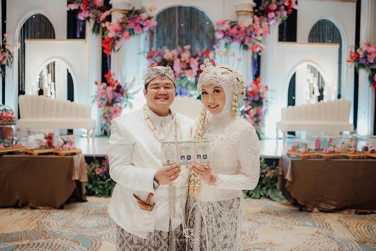 claudiasulfit's tweet photo. Alhamdulillah.. 10-12-2022💍🤍 https://t.co/pMNXir7bkL