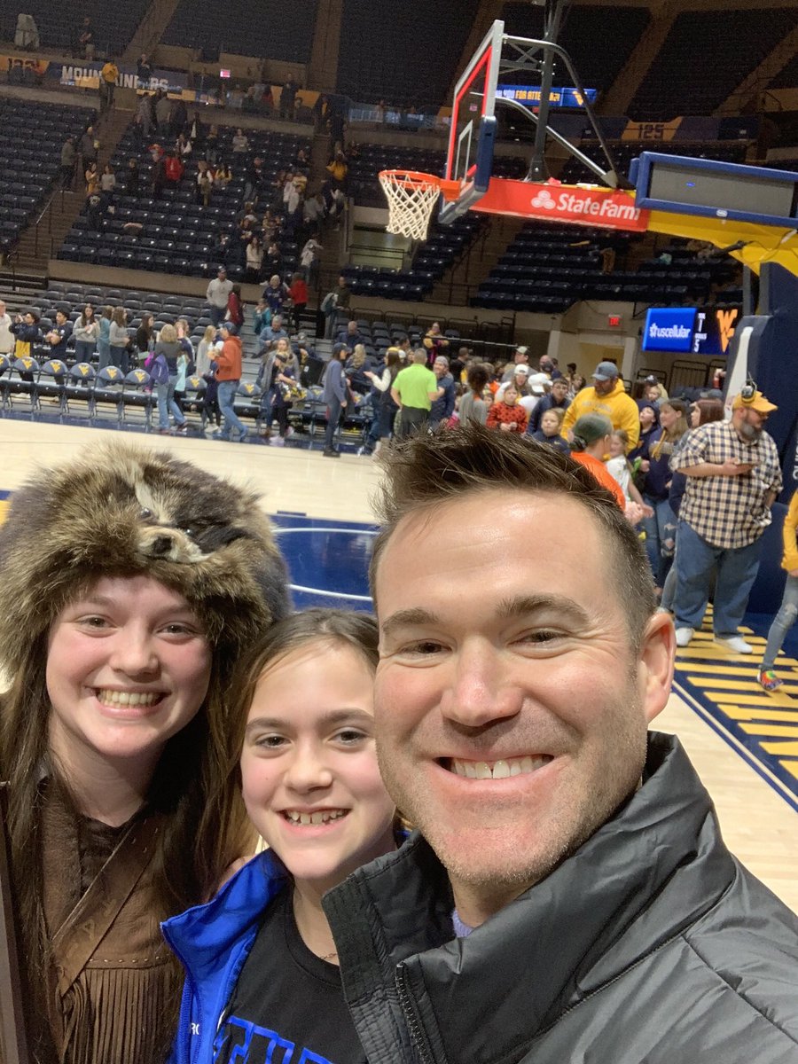 JDailer13's tweet photo. Great afternoon of hoops ending with a win, go mountaineers, thanks @WVUWBB https://t.co/nW9A4jmU8u