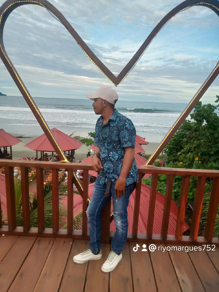 riyoongen's tweet photo. Hidup penuh damai dan sukacita💖💖 https://t.co/QufwY5MIYs