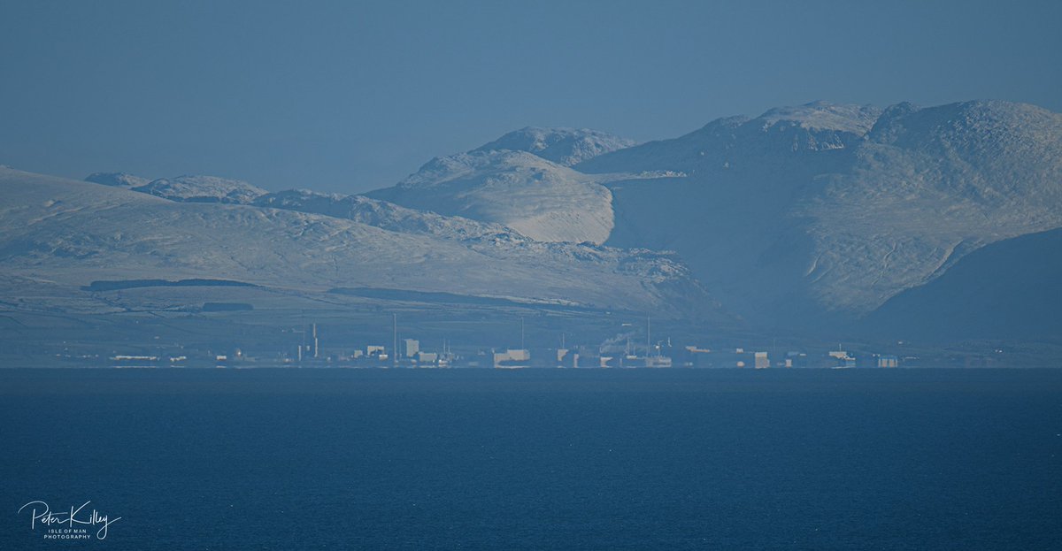 manxscenes's tweet photo. A few pics this morning from Maughold 🇮🇲 toward the snowy mountains of Cumbria including Sellafield #isleofman #iom #iomstory #maughold #manxscenes #cumbria #sellafield #cumbrianhills https://t.co/e6vSN0j0Wr